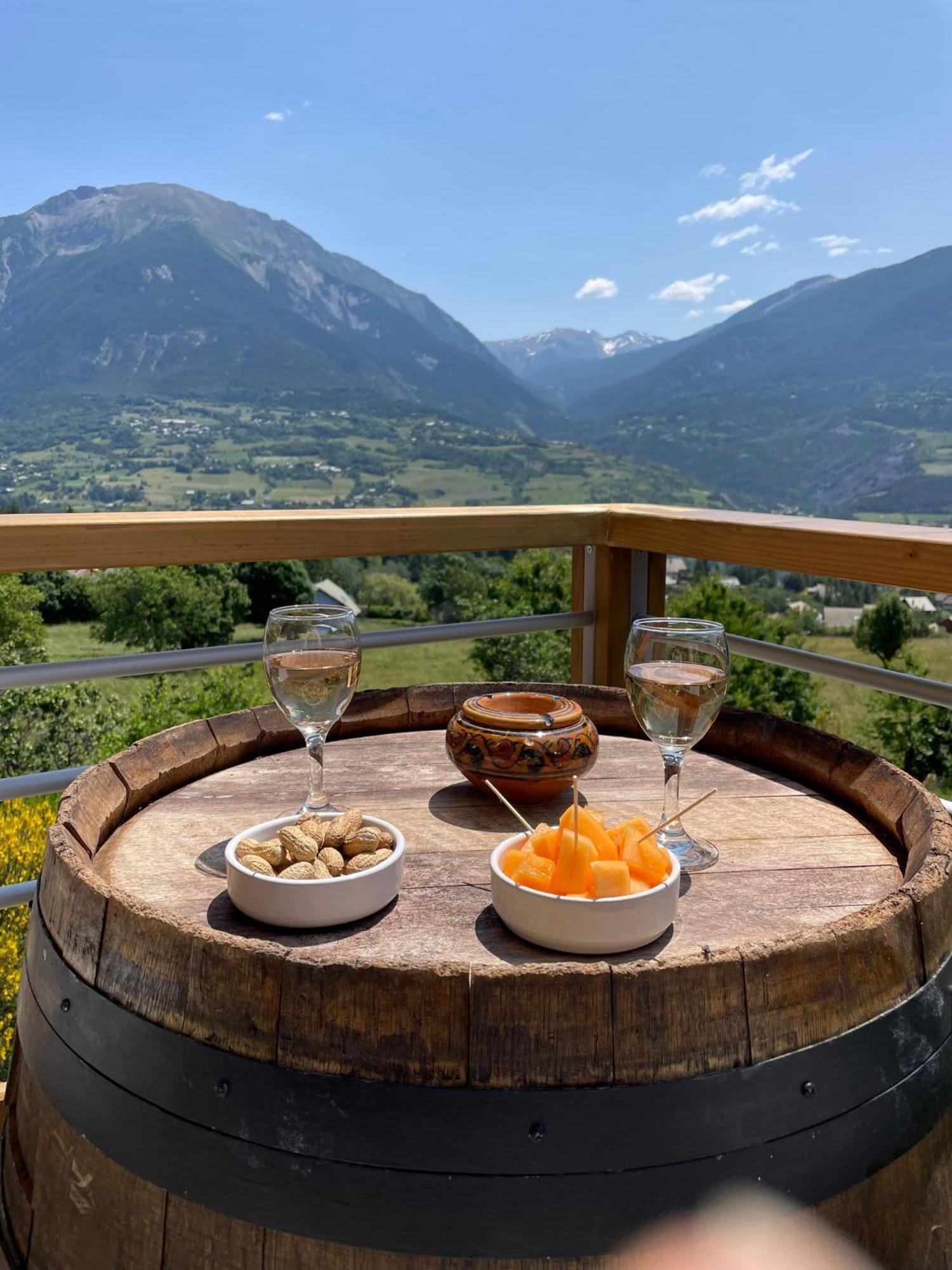 Gite Confort 15 Couchages, Vue Panoramique Montagne Hautes Alpes, Terrasses Embrun Zewnętrze zdjęcie