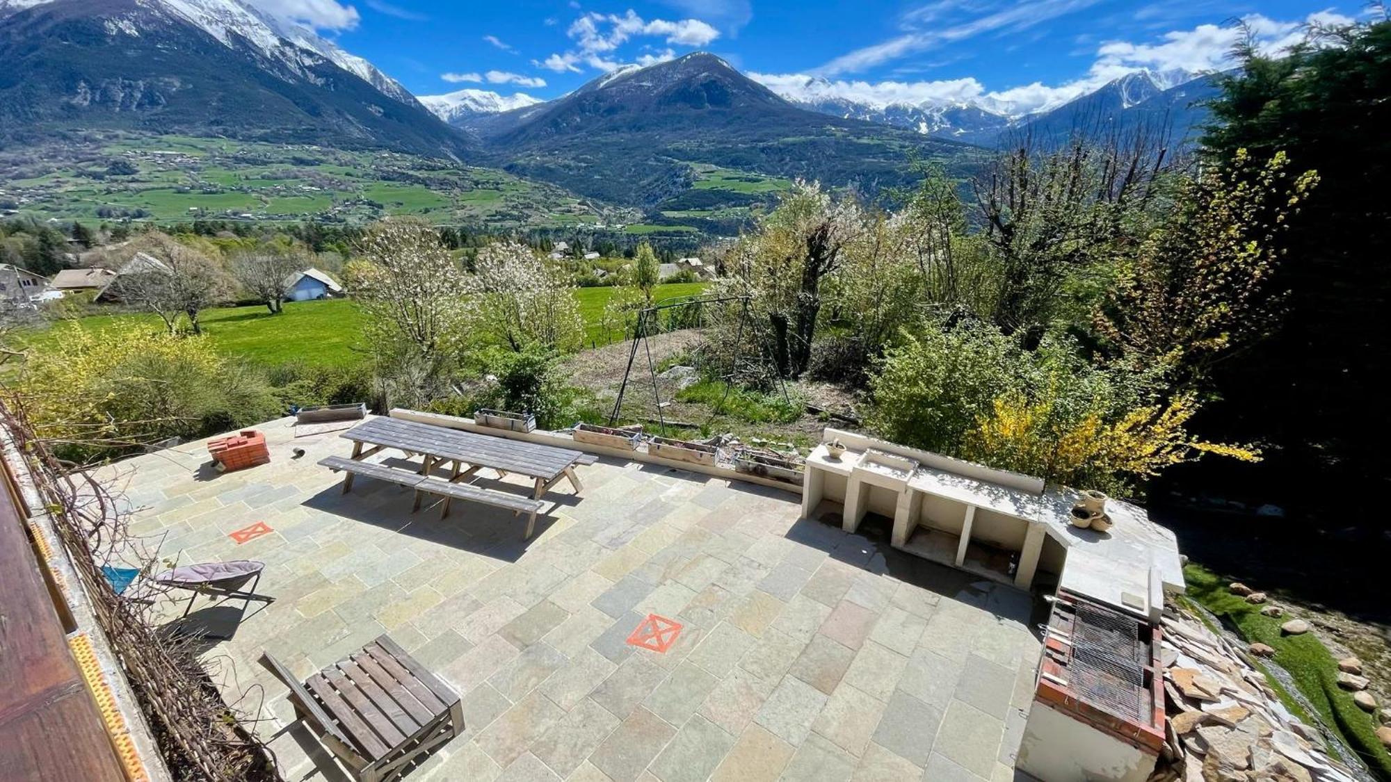 Gite Confort 15 Couchages, Vue Panoramique Montagne Hautes Alpes, Terrasses Embrun Zewnętrze zdjęcie