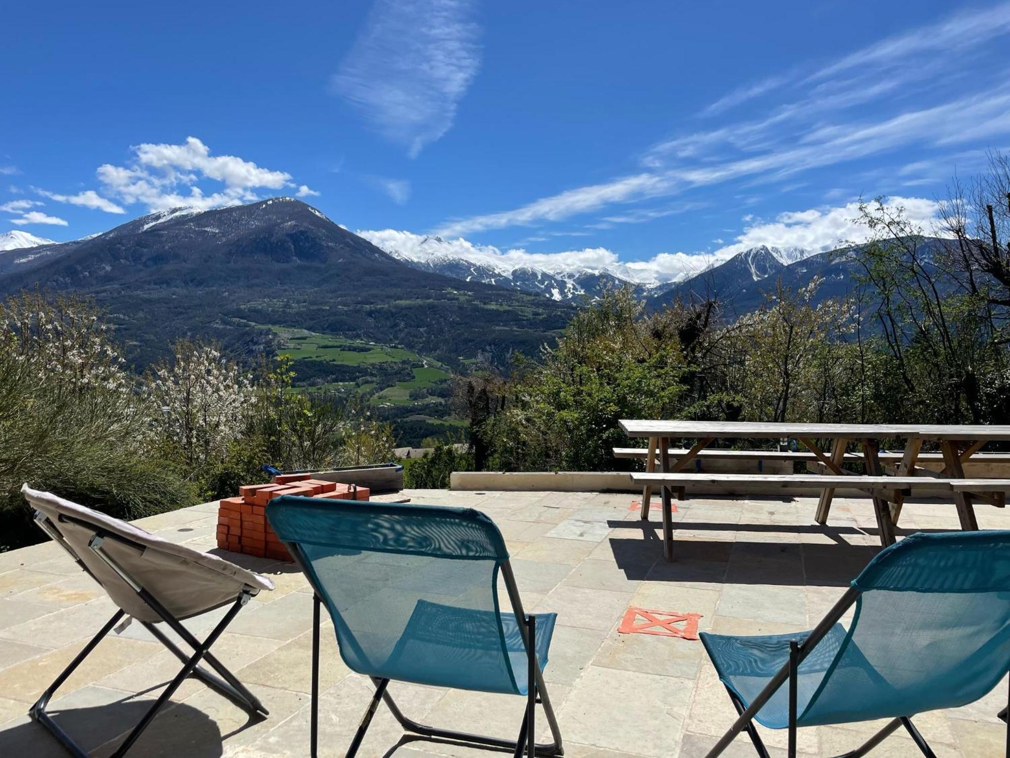 Gite Confort 15 Couchages, Vue Panoramique Montagne Hautes Alpes, Terrasses Embrun Zewnętrze zdjęcie